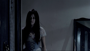 Read more about the article Wishing Stairs (2003) – Obsessive disorders are kind of creepy