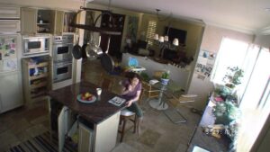 Read more about the article Paranormal Activity 2 (2010) – Electric bogaloo